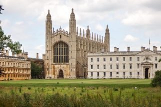 Cambridge: The Charm of Collegiate England